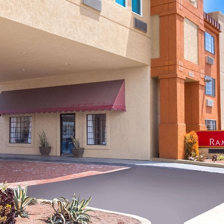 Ramada By Wyndham Culver City Los Angeles Extérieur photo