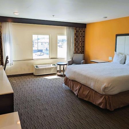 Ramada By Wyndham Culver City Los Angeles Extérieur photo